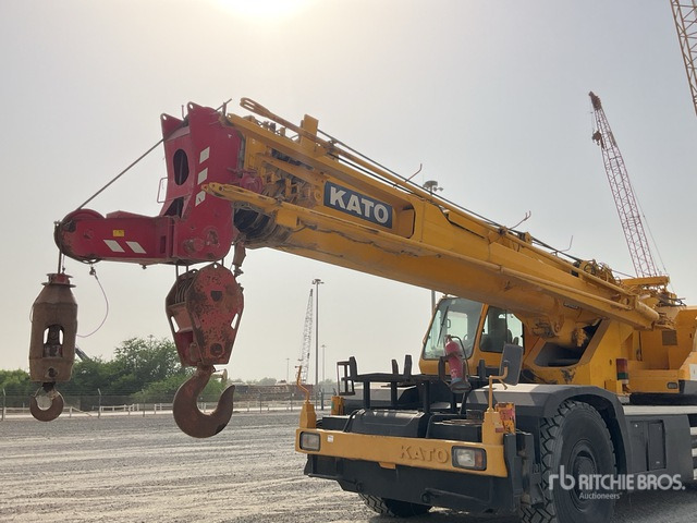 2007 Kato SL600II 51 ton 4x4x4 Rough Terrain Crane - رافعة الطرق الوعرة: صورة 5 2007 Kato SL600II 51 ton 4x4x4 Rough Terrain Crane - رافعة الطرق الوعرة: صورة 5