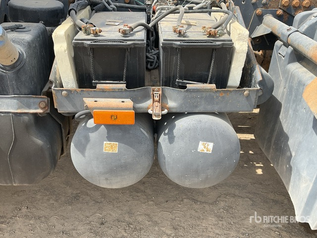 2007 Mercedes-Benz Actros 3348 6x4 T/A Sleeper Truck Tractor - وحدة جر: صورة 5 2007 Mercedes-Benz Actros 3348 6x4 T/A Sleeper Truck Tractor - وحدة جر: صورة 5