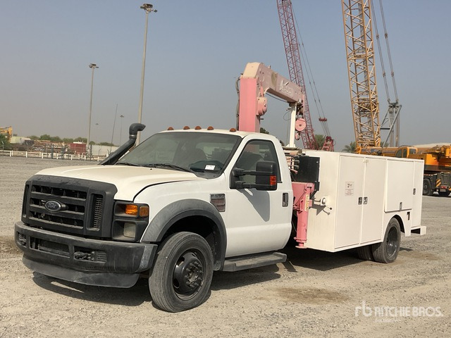 2008 Ford F550 XL Super Duty 4x4 Service Truck - آلية المنفعة/ مركبة خاصة: صورة 2 2008 Ford F550 XL Super Duty 4x4 Service Truck - آلية المنفعة/ مركبة خاصة: صورة 2