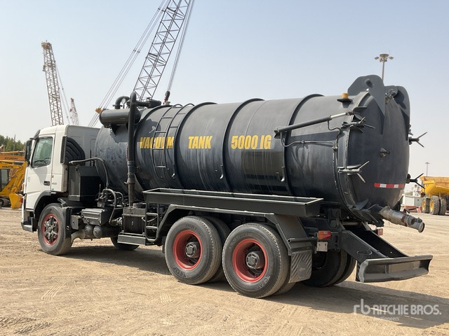 2008 Volvo FM400 6x4 20000 L Vacuum Tanker Truck - شاحنة الشفط: صورة 3 2008 Volvo FM400 6x4 20000 L Vacuum Tanker Truck - شاحنة الشفط: صورة 3