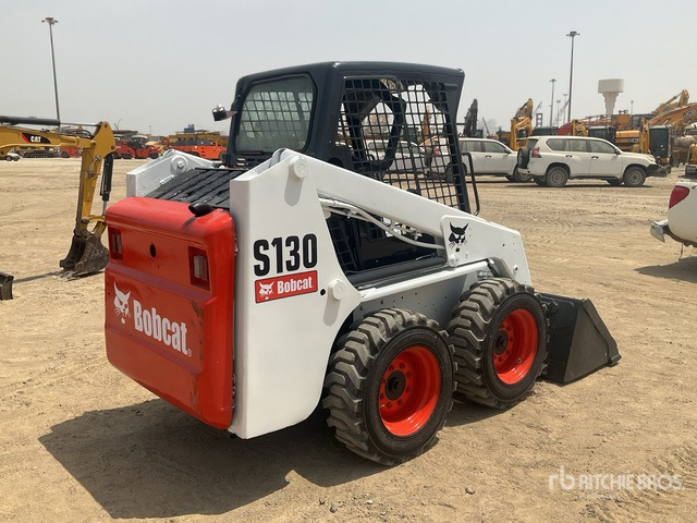 2009 Bobcat S130 - شيول صغير: صورة 3 2009 Bobcat S130 - شيول صغير: صورة 3