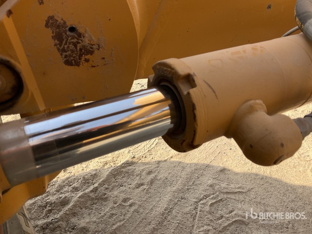 2010 Cat 140M - ممهدة: صورة 5 2010 Cat 140M - ممهدة: صورة 5