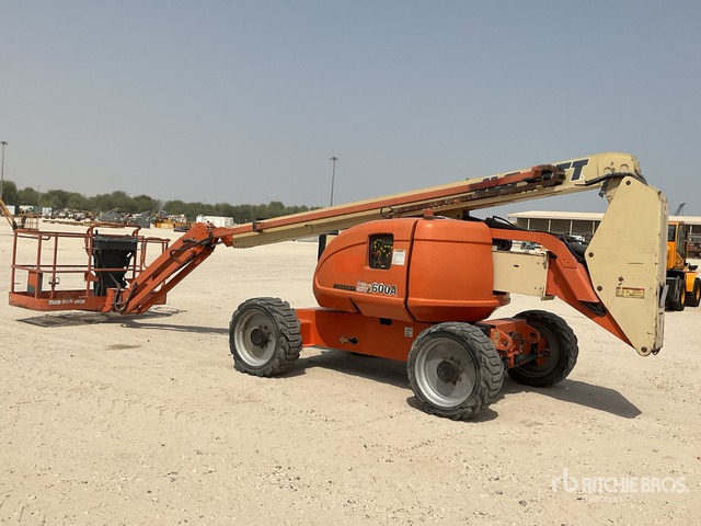 2010 JLG 600AJ 4WD Diesel Articulating Boom Lift - شاحنة ذراع مفصلي: صورة 4 2010 JLG 600AJ 4WD Diesel Articulating Boom Lift - شاحنة ذراع مفصلي: صورة 4