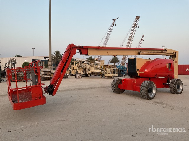 2010 JLG 800AJ 4WD Diesel Articulating Boom Lift - شاحنة ذراع مفصلي: صورة 1 2010 JLG 800AJ 4WD Diesel Articulating Boom Lift - شاحنة ذراع مفصلي: صورة 1