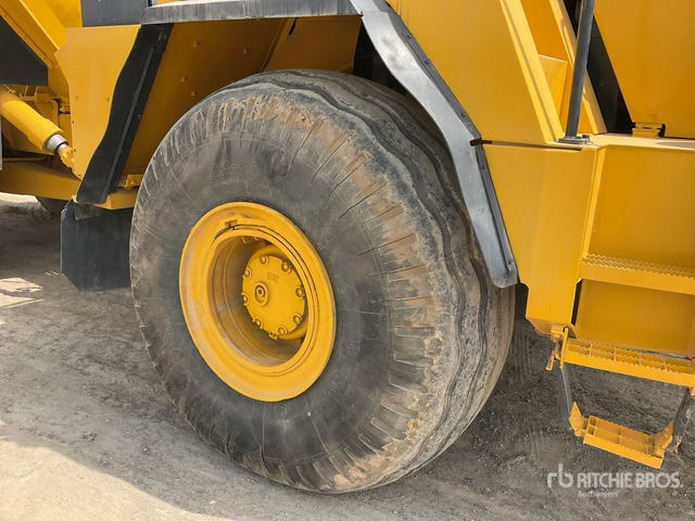 2011 Komatsu HM400-2 - شاحنة قلاب مفصلية: صورة 5 2011 Komatsu HM400-2 - شاحنة قلاب مفصلية: صورة 5