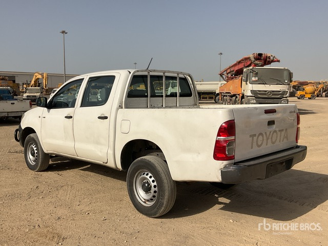 2011 Toyota Hilux 4x4 Crew Cab Pickup - شاحنة البيك أب: صورة 2 2011 Toyota Hilux 4x4 Crew Cab Pickup - شاحنة البيك أب: صورة 2