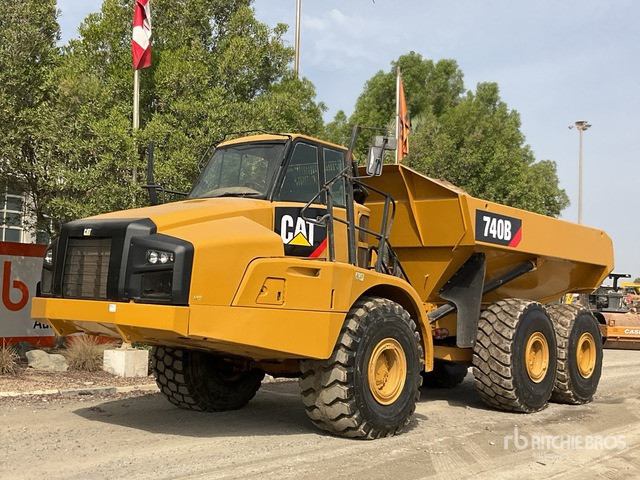 2012 Cat 740B - شاحنة قلاب مفصلية: صورة 2 2012 Cat 740B - شاحنة قلاب مفصلية: صورة 2