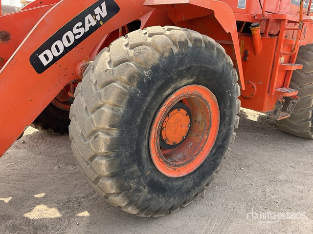 2012 Doosan DL503 Gold - اللودر بعجل: صورة 5 2012 Doosan DL503 Gold - اللودر بعجل: صورة 5