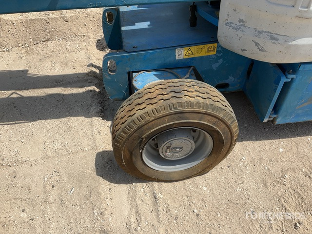 2012 Genie Z-45/25J 2WD Diesel (Inoperable) Articulating Boom Lift - شاحنة ذراع مفصلي: صورة 5 2012 Genie Z-45/25J 2WD Diesel (Inoperable) Articulating Boom Lift - شاحنة ذراع مفصلي: صورة 5