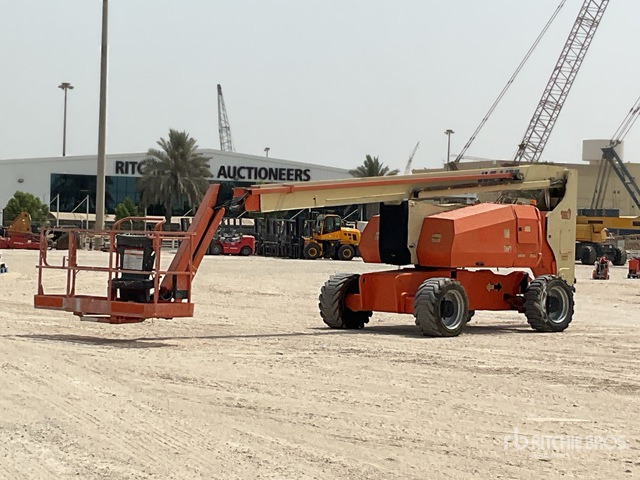 2012 JLG 800AJ 4WD Diesel Articulating Boom Lift - شاحنة ذراع مفصلي: صورة 2 2012 JLG 800AJ 4WD Diesel Articulating Boom Lift - شاحنة ذراع مفصلي: صورة 2