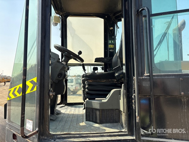 2013 Cat CS-533E Smooth Drum Compactor - مدحلة ضاغطة: صورة 5 2013 Cat CS-533E Smooth Drum Compactor - مدحلة ضاغطة: صورة 5