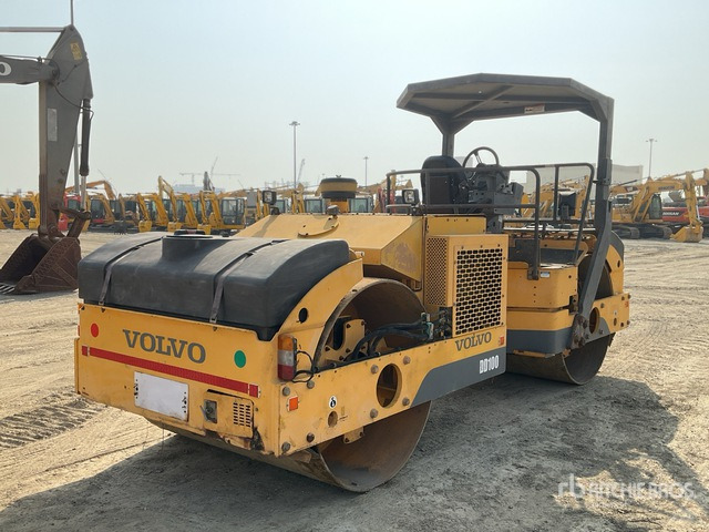 2013 Volvo DD100 - مدحلة اسفلت: صورة 3 2013 Volvo DD100 - مدحلة اسفلت: صورة 3