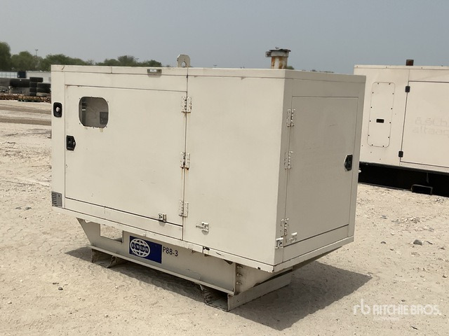 2014 FG Wilson P88 3 100 kVA Skid-Mounted (Inoperable) Generator Set - مجموعة المولدات: صورة 3 2014 FG Wilson P88 3 100 kVA Skid-Mounted (Inoperable) Generator Set - مجموعة المولدات: صورة 3