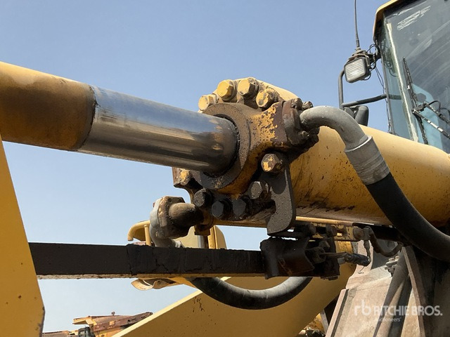2014 Komatsu WA470-5 - اللودر بعجل: صورة 5 2014 Komatsu WA470-5 - اللودر بعجل: صورة 5