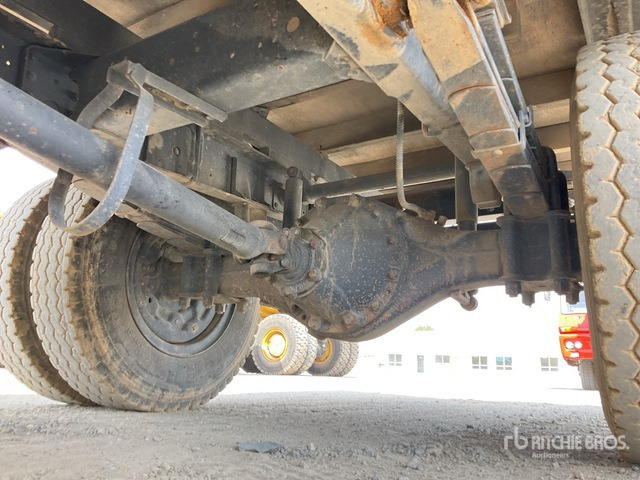 2014 Mitsubishi Canter 4x2 Crew Cab Flatbed Truck - شاحنات مسطحة: صورة 5 2014 Mitsubishi Canter 4x2 Crew Cab Flatbed Truck - شاحنات مسطحة: صورة 5