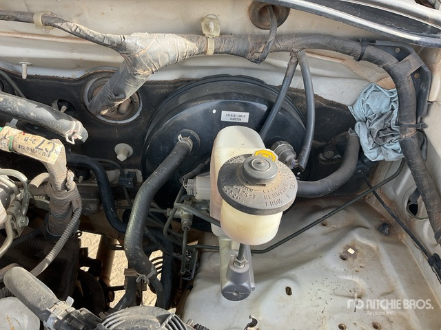 2014 Toyota Hilux 4x4 Crew Cab Pickup - شاحنة البيك أب: صورة 4 2014 Toyota Hilux 4x4 Crew Cab Pickup - شاحنة البيك أب: صورة 4