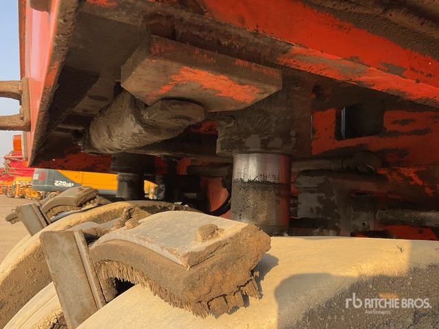 2015 Hamm GRW18 8 Wheel Pneumatic Roller - مدحلة هوائية: صورة 5 2015 Hamm GRW18 8 Wheel Pneumatic Roller - مدحلة هوائية: صورة 5