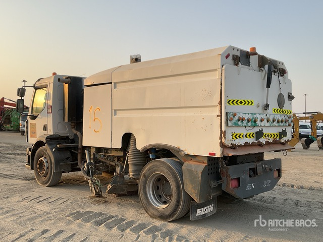 2016 Renault D18 Elgin on Sweeper Truck - سياره كنس شوارع: صورة 3 2016 Renault D18 Elgin on Sweeper Truck - سياره كنس شوارع: صورة 3