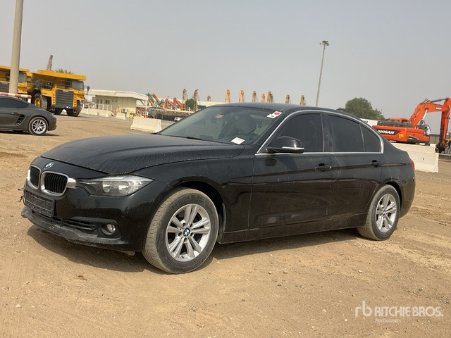 2017 BMW 318i Automobile - سيارة: صورة 1 2017 BMW 318i Automobile - سيارة: صورة 1
