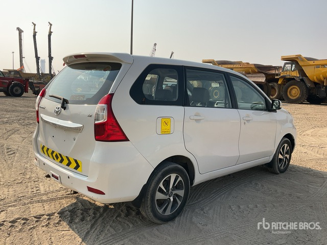 2017 Toyota Avanza Minivan - سيارة: صورة 3 2017 Toyota Avanza Minivan - سيارة: صورة 3