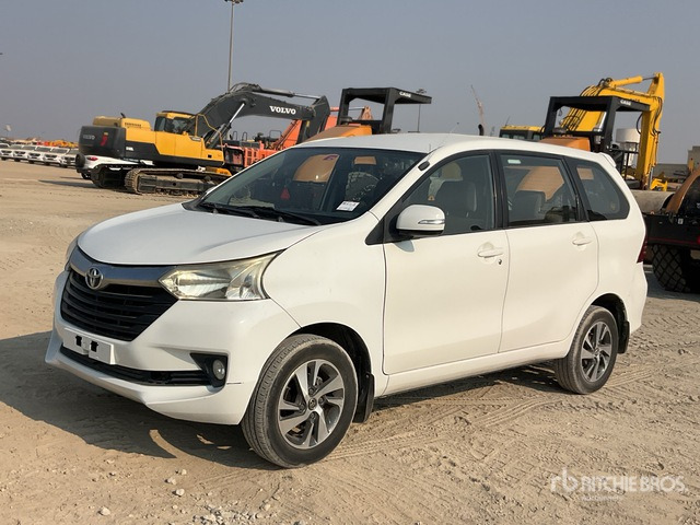 2017 Toyota Avanza Minivan - سيارة: صورة 1 2017 Toyota Avanza Minivan - سيارة: صورة 1