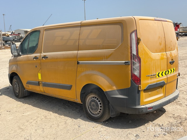 2018 Ford Transit (Inoperable) Cargo Van - فان: صورة 4 2018 Ford Transit (Inoperable) Cargo Van - فان: صورة 4