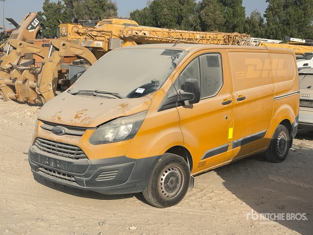 2018 Ford Transit (Inoperable) Cargo Van - فان: صورة 2 2018 Ford Transit (Inoperable) Cargo Van - فان: صورة 2