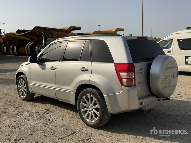 2018 Suzuki Grand Vitara 4x4 SUV - سيارة دفع رباعي: صورة 4 2018 Suzuki Grand Vitara 4x4 SUV - سيارة دفع رباعي: صورة 4