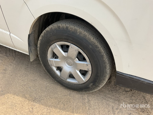 2018 Toyota Hiace 4x2 15-Seat Mini Bus - حافلة صغيرة, ميكروباص: صورة 5 2018 Toyota Hiace 4x2 15-Seat Mini Bus - حافلة صغيرة, ميكروباص: صورة 5