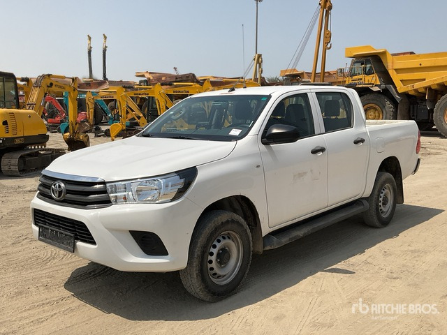 2018 Toyota Hilux 4x4 Crew Cab Pickup - شاحنة البيك أب: صورة 2 2018 Toyota Hilux 4x4 Crew Cab Pickup - شاحنة البيك أب: صورة 2