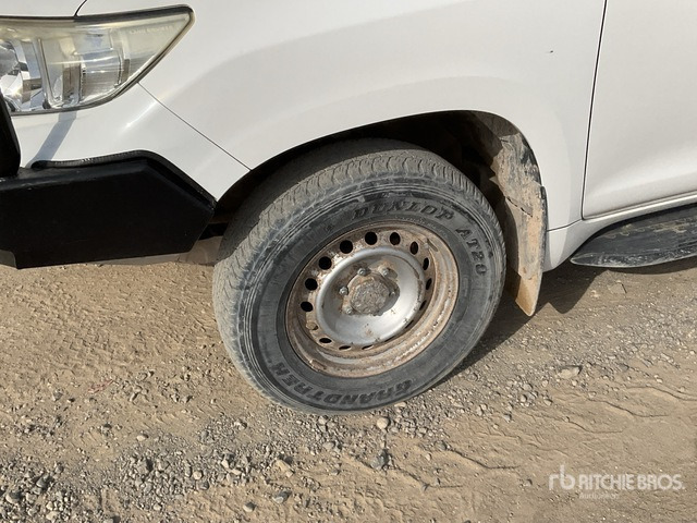 2018 Toyota Prado TX 150L 4x4 SUV - سيارة دفع رباعي: صورة 5 2018 Toyota Prado TX 150L 4x4 SUV - سيارة دفع رباعي: صورة 5