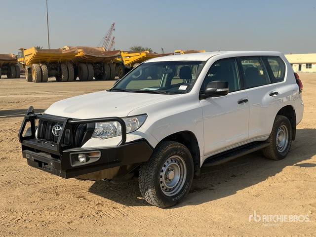 2018 Toyota Prado TX 150L 4x4 SUV - سيارة دفع رباعي: صورة 1 2018 Toyota Prado TX 150L 4x4 SUV - سيارة دفع رباعي: صورة 1