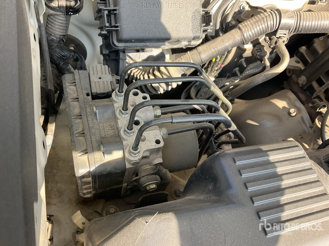 2018 Toyota Prado TX 150L 4x4 SUV - سيارة دفع رباعي: صورة 4 2018 Toyota Prado TX 150L 4x4 SUV - سيارة دفع رباعي: صورة 4