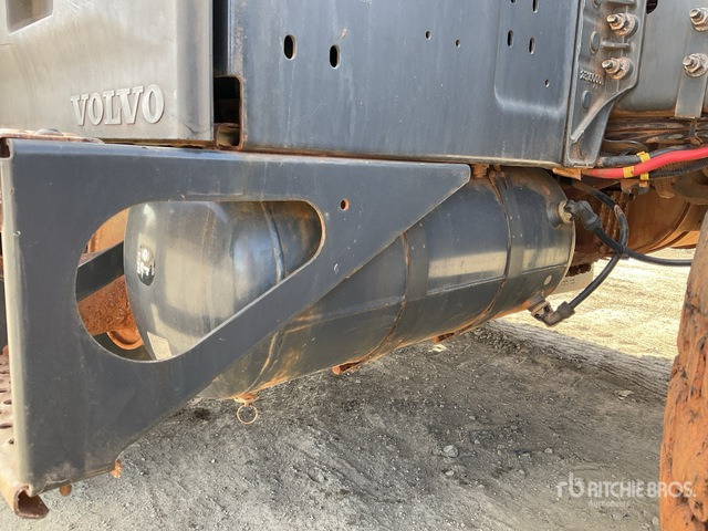 2018 Volvo FMX 480 6x4 T/A Day Cab Truck Tractor - وحدة جر: صورة 4 2018 Volvo FMX 480 6x4 T/A Day Cab Truck Tractor - وحدة جر: صورة 4