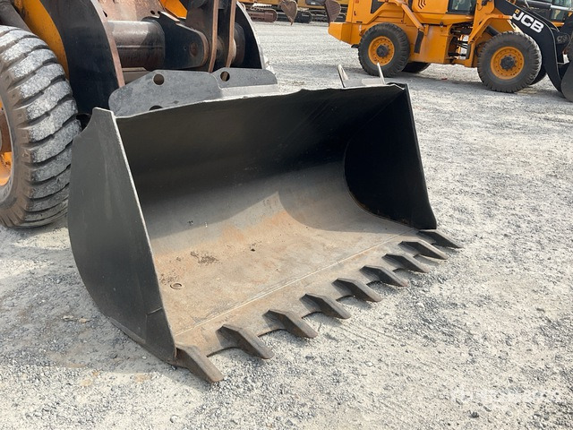 اللودر بعجل 2019 JCB 433-4: صورة 6