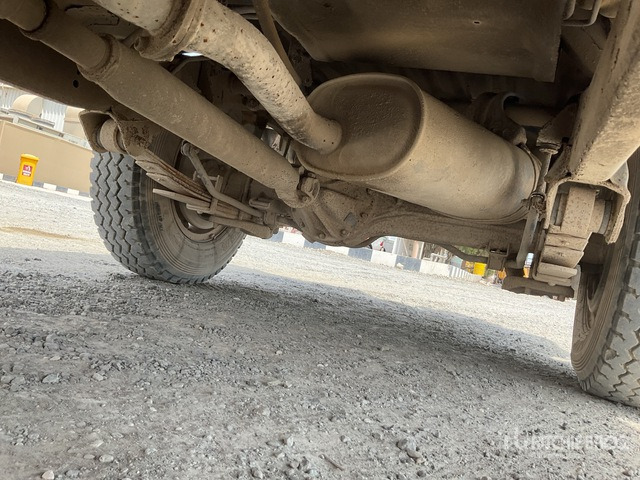 سيارة دفع رباعي 2019 Toyota Land Cruiser 76L 4x4 SUV: صورة 6