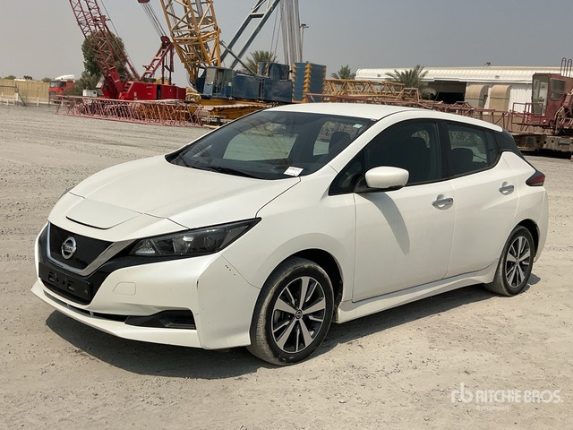 2020 Nissan LEAF Electric Automobile - سيارة: صورة 2 2020 Nissan LEAF Electric Automobile - سيارة: صورة 2
