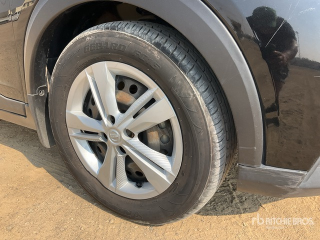 2021 Nissan Kicks 2WD SUV - سيارة دفع رباعي: صورة 5 2021 Nissan Kicks 2WD SUV - سيارة دفع رباعي: صورة 5