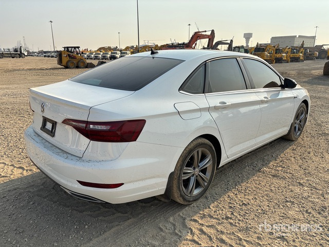 2021 Volkswagen Jetta Automobile - سيارة: صورة 3 2021 Volkswagen Jetta Automobile - سيارة: صورة 3