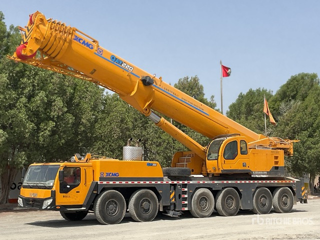 2021 XCMG QAY220 220 ton 12x6x12 All Terrain Crane - التقطيع جزازة/ ماكينات قطع الحشائش: صورة 1 2021 XCMG QAY220 220 ton 12x6x12 All Terrain Crane - التقطيع جزازة/ ماكينات قطع الحشائش: صورة 1
