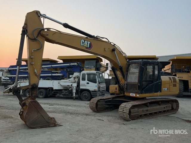 2022 Cat 323D3 - حفار زحاف: صورة 2 2022 Cat 323D3 - حفار زحاف: صورة 2