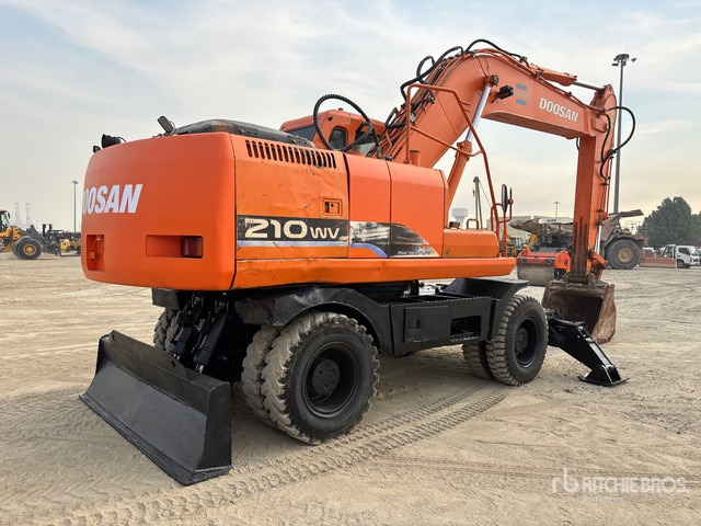 Doosan Solar 210W Wheel Excavator - حفارة دولاب: صورة 3 Doosan Solar 210W Wheel Excavator - حفارة دولاب: صورة 3