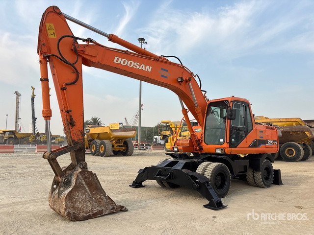 Doosan Solar 210W Wheel Excavator - حفارة دولاب: صورة 1 Doosan Solar 210W Wheel Excavator - حفارة دولاب: صورة 1