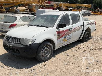 MITSUBISHI L200 - شاحنة البيك أب: صورة 1 MITSUBISHI L200 - شاحنة البيك أب: صورة 1