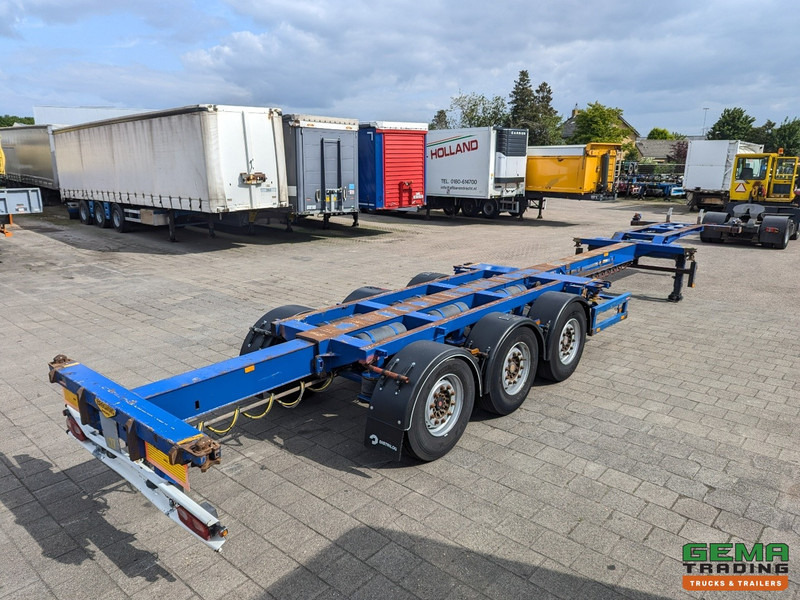 Broshuis MFCC 3-Assen SAF - Lift as - Schijfremmen - Alle aansluitingen - نصف مقطورة لنقل الحاويات: صورة 1 Broshuis MFCC 3-Assen SAF - Lift as - Schijfremmen - Alle aansluitingen - نصف مقطورة لنقل الحاويات: صورة 1