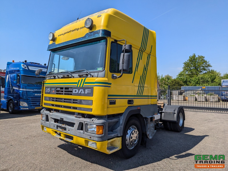 DAF 95.430 4x2 Superspacecab Euro2 - Oorspronkelijk NL auto BD-BD-96 - وحدة جر: صورة 1 DAF 95.430 4x2 Superspacecab Euro2 - Oorspronkelijk NL auto BD-BD-96 - وحدة جر: صورة 1