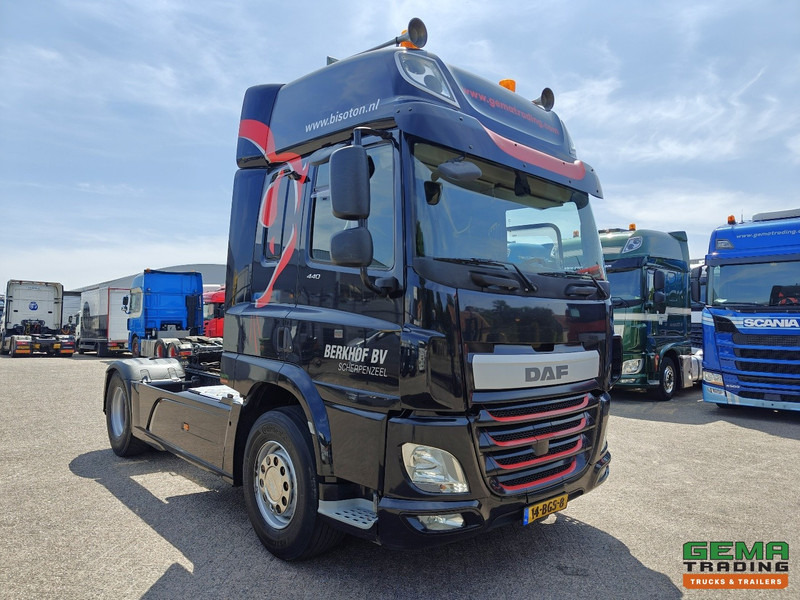 DAF CF 440 FT 4x2 Spacecab Euro6A - SchuifSchotel - Nato - وحدة جر: صورة 2 DAF CF 440 FT 4x2 Spacecab Euro6A - SchuifSchotel - Nato - وحدة جر: صورة 2
