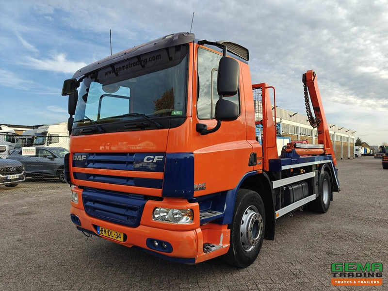 DAF FA CF 65.250 4x2 Dagcab Euro5 - Hyvalift PortaalSysteem 12T - Handgeschakeld - Ringfeder Vangmuil - شاحنة نقل المخلفات: صورة 1 DAF FA CF 65.250 4x2 Dagcab Euro5 - Hyvalift PortaalSysteem 12T - Handgeschakeld - Ringfeder Vangmuil - شاحنة نقل المخلفات: صورة 1