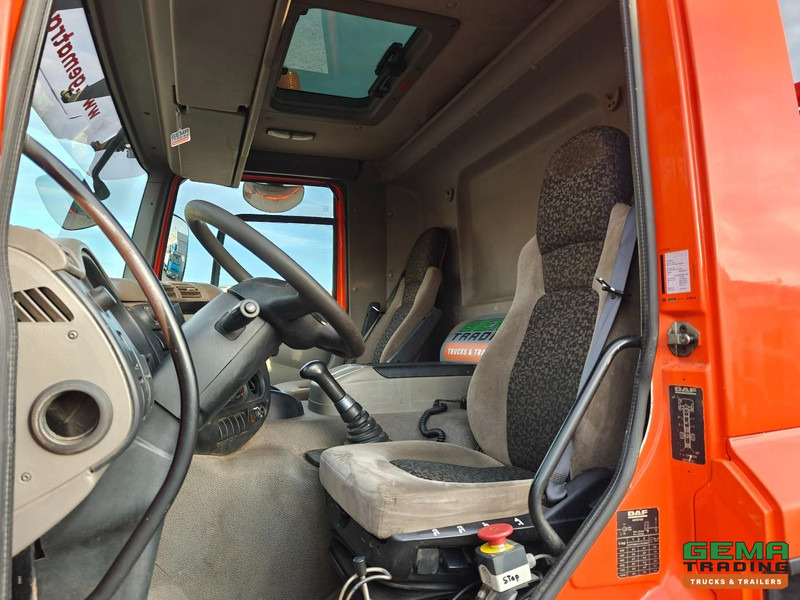 DAF FA CF 65.250 4x2 Dagcab Euro5 - Hyvalift PortaalSysteem 12T - Handgeschakeld - Ringfeder Vangmuil - شاحنة نقل المخلفات: صورة 5 DAF FA CF 65.250 4x2 Dagcab Euro5 - Hyvalift PortaalSysteem 12T - Handgeschakeld - Ringfeder Vangmuil - شاحنة نقل المخلفات: صورة 5