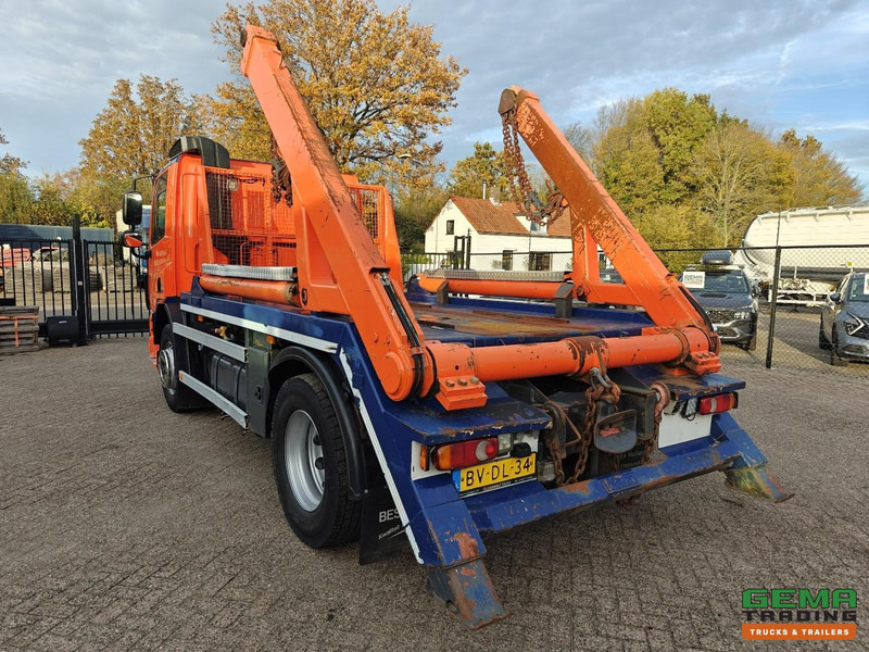 DAF FA CF 65.250 4x2 Dagcab Euro5 - Hyvalift PortaalSysteem 12T - Handgeschakeld - Ringfeder Vangmuil - شاحنة نقل المخلفات: صورة 4 DAF FA CF 65.250 4x2 Dagcab Euro5 - Hyvalift PortaalSysteem 12T - Handgeschakeld - Ringfeder Vangmuil - شاحنة نقل المخلفات: صورة 4